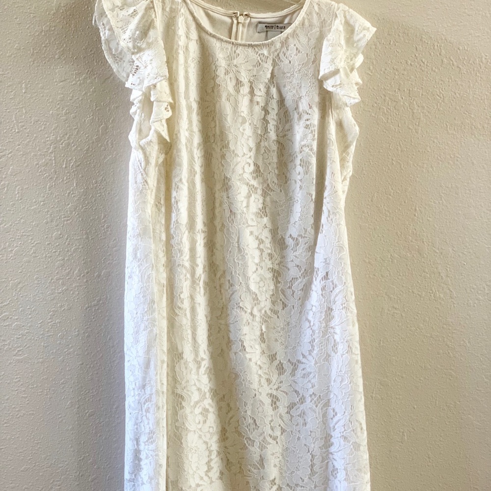 White house black market white lace dress size 8